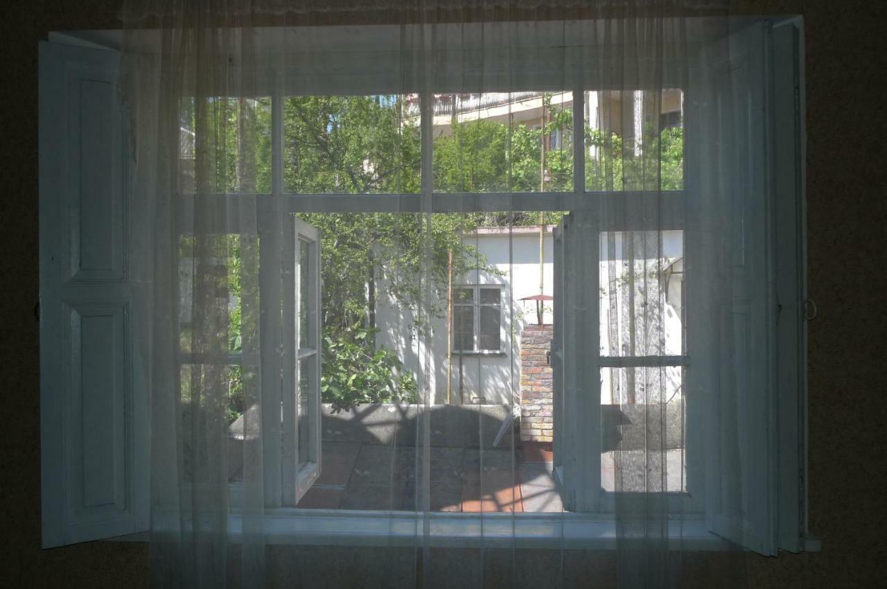 Old Town Guesthouse Σουχούμι Εξωτερικό φωτογραφία