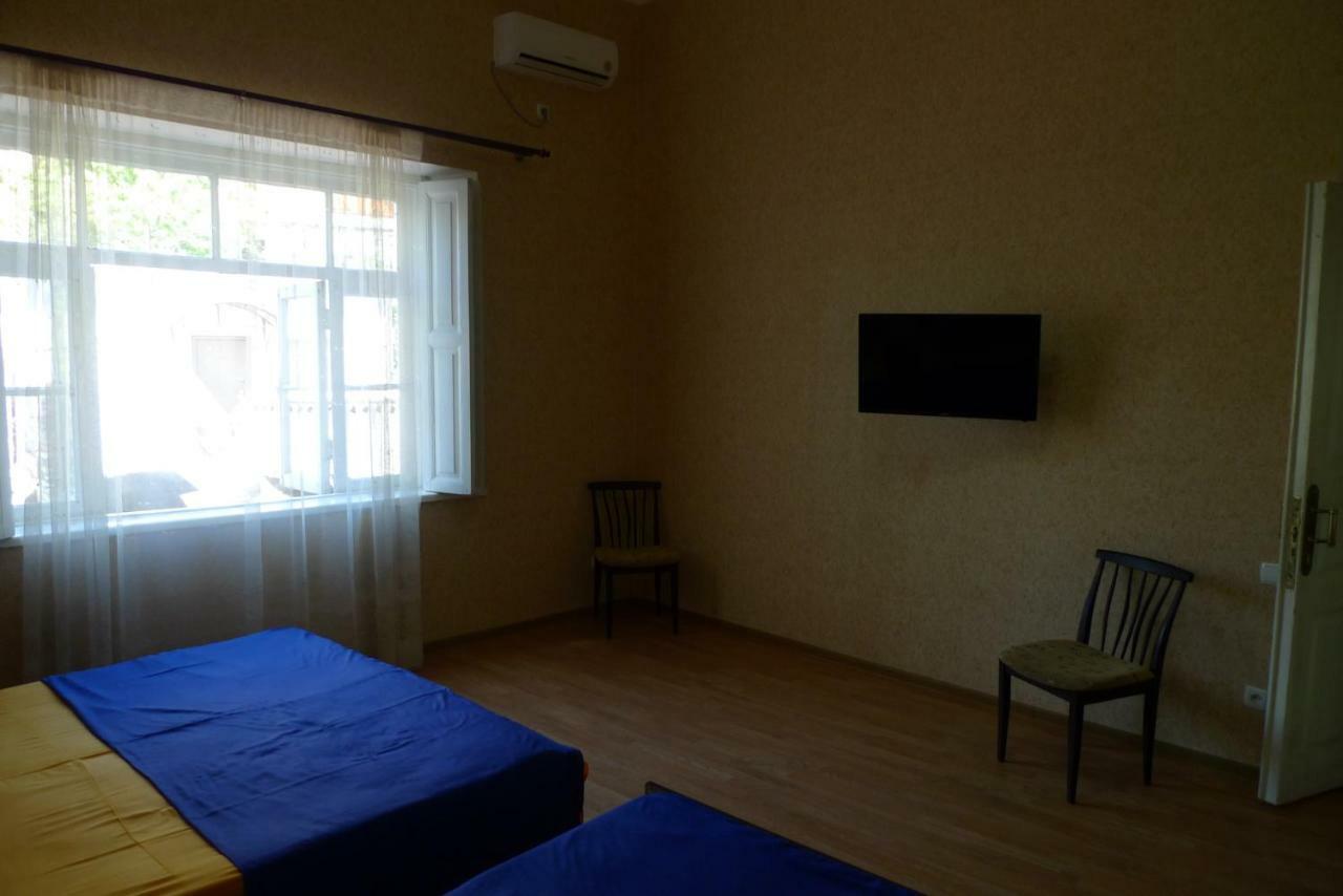 Old Town Guesthouse Σουχούμι Εξωτερικό φωτογραφία